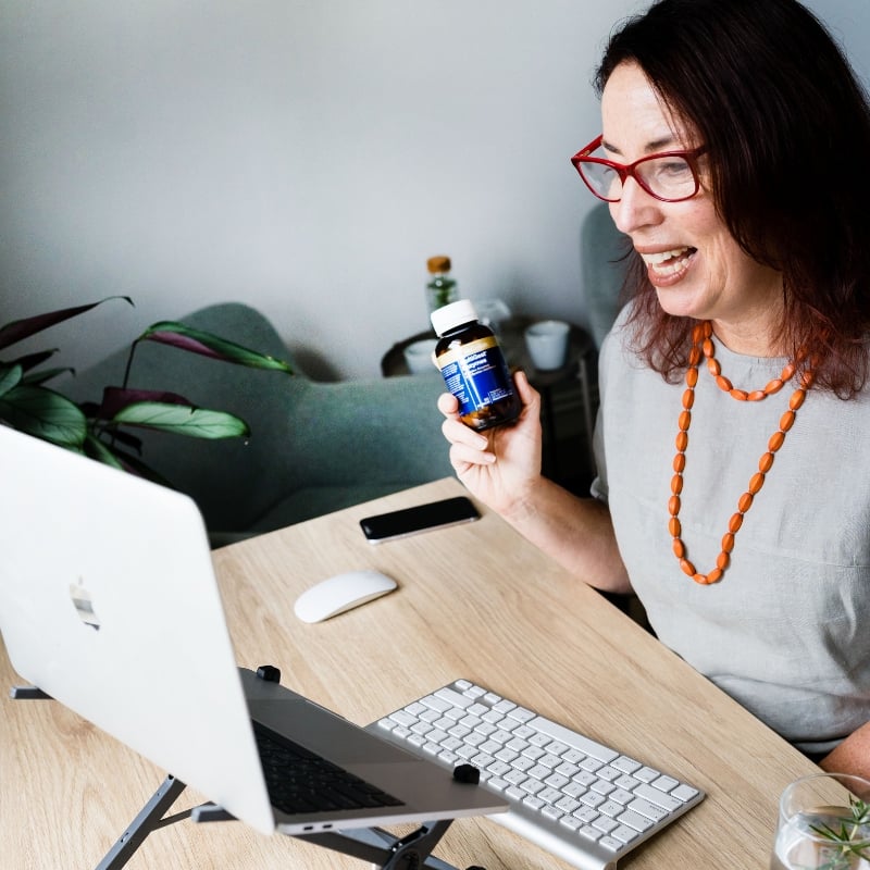 mark payne functional medicine practitioner chatting with liv brown health coach